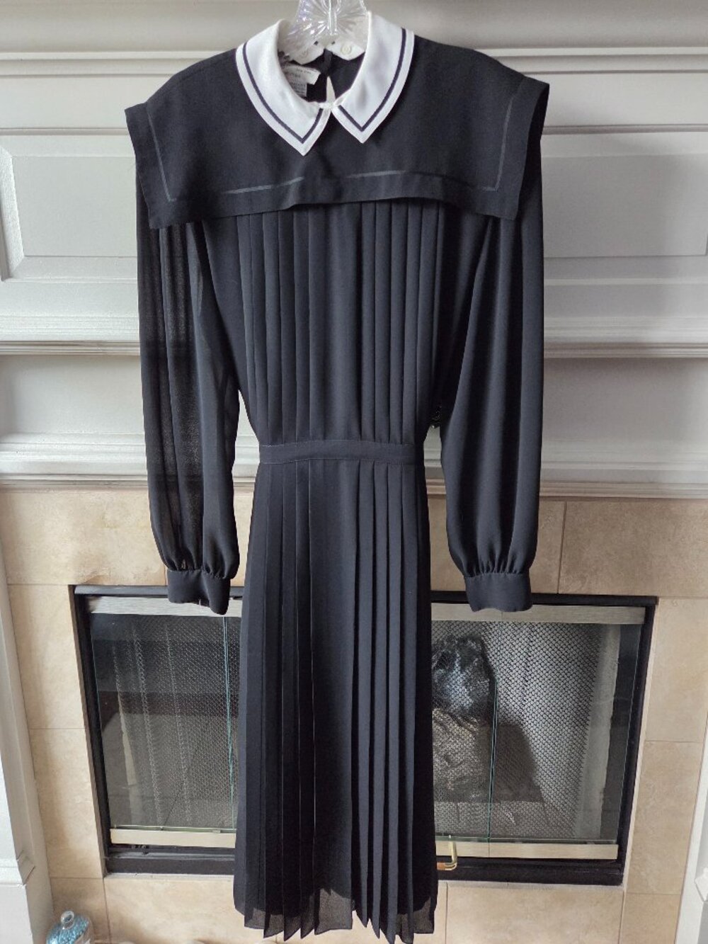 VINTAGE Pierre Cardin 1980s Black Pleated Midi Dress Peter Pan Collar Size 12